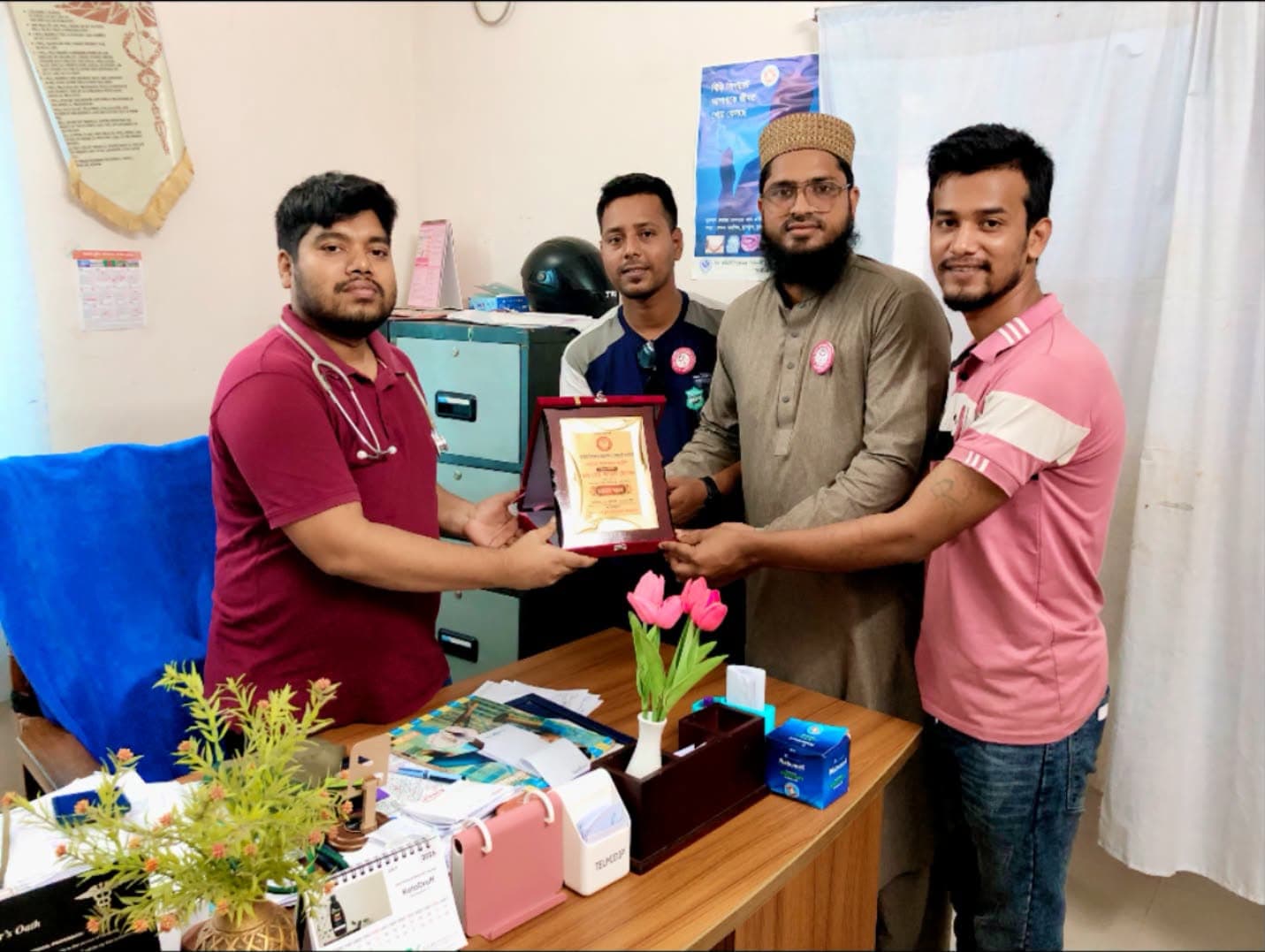 মানবতার সেবায় অবদানের স্বীকৃতি পেলেন ডা. কামাল হোসেন